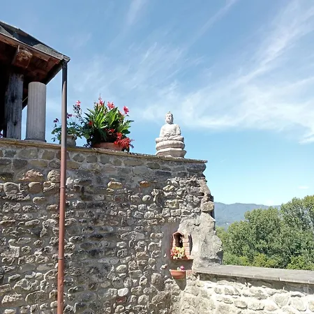 Con Vista Villafranca in Lunigiana